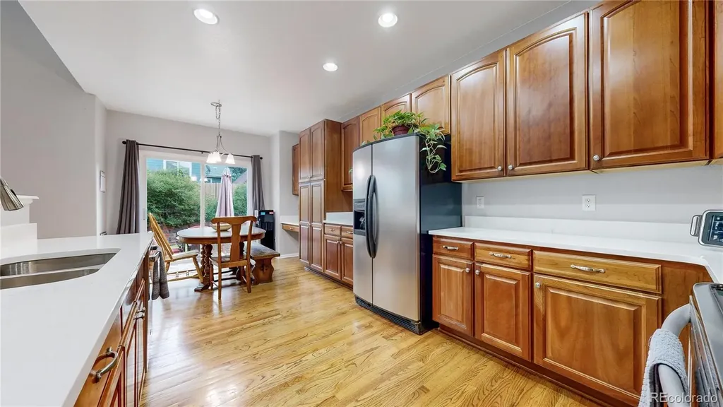 10536 Cimarron Street Longmont CO 80504