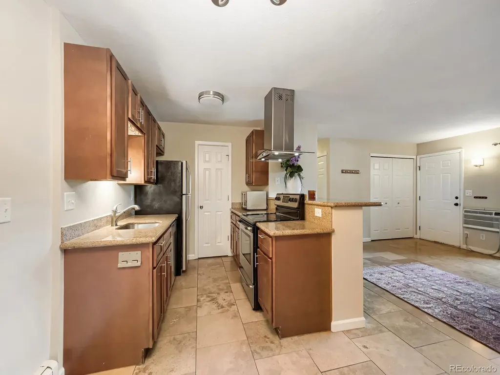 695 Manhattan Drive Boulder CO 80303