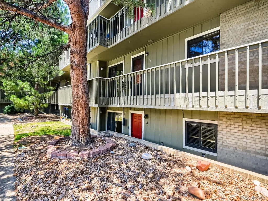 695 Manhattan Drive Boulder CO 80303