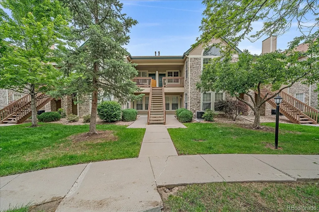 4005 S Dillon Way Aurora CO 80014