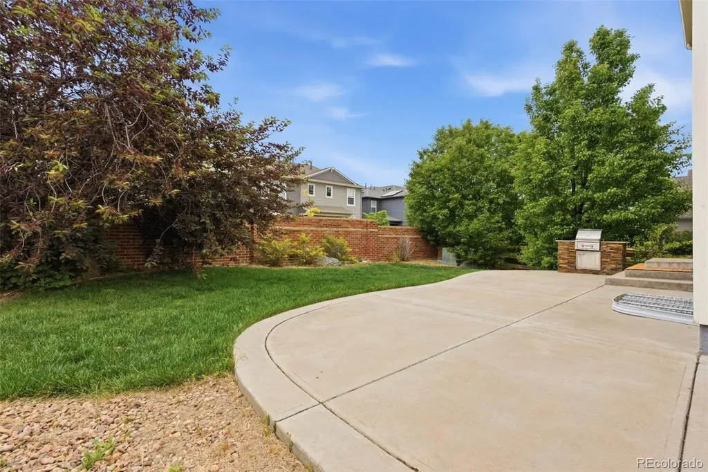 8343 Gladiola Street Arvada CO 80005