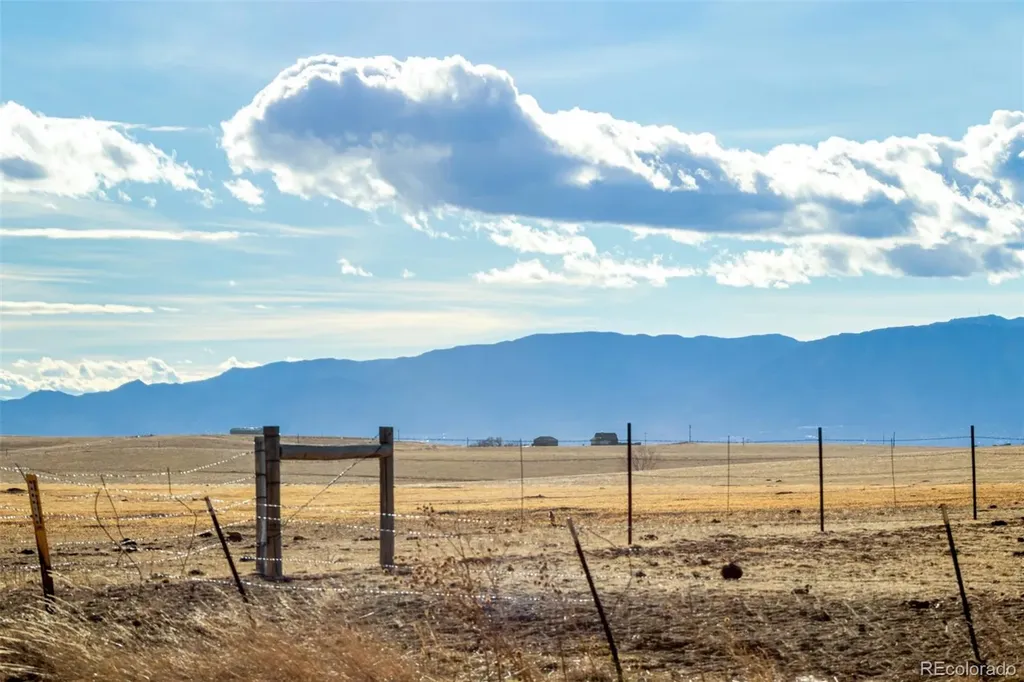 75 N Curtis Road Colorado Springs CO 80930