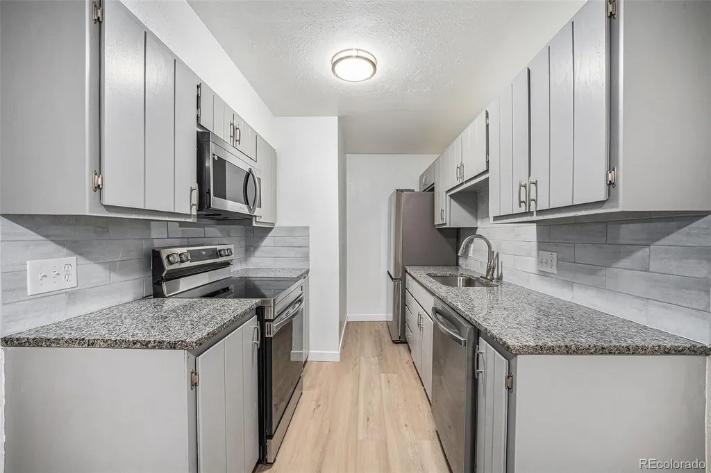 16259 W 10th Avenue Golden CO 80401