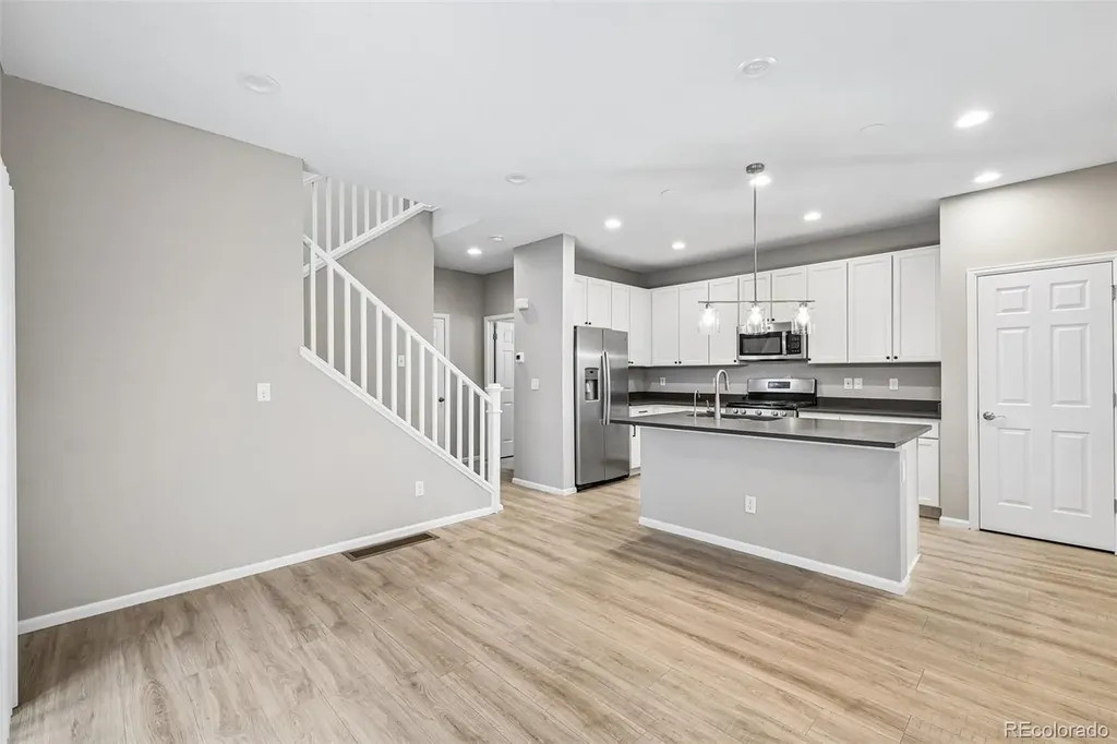 6568 N Ceylon Street Denver CO 80249