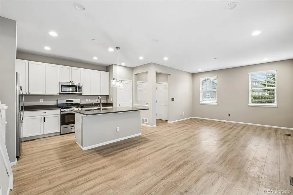 6568 N Ceylon Street Denver CO 80249