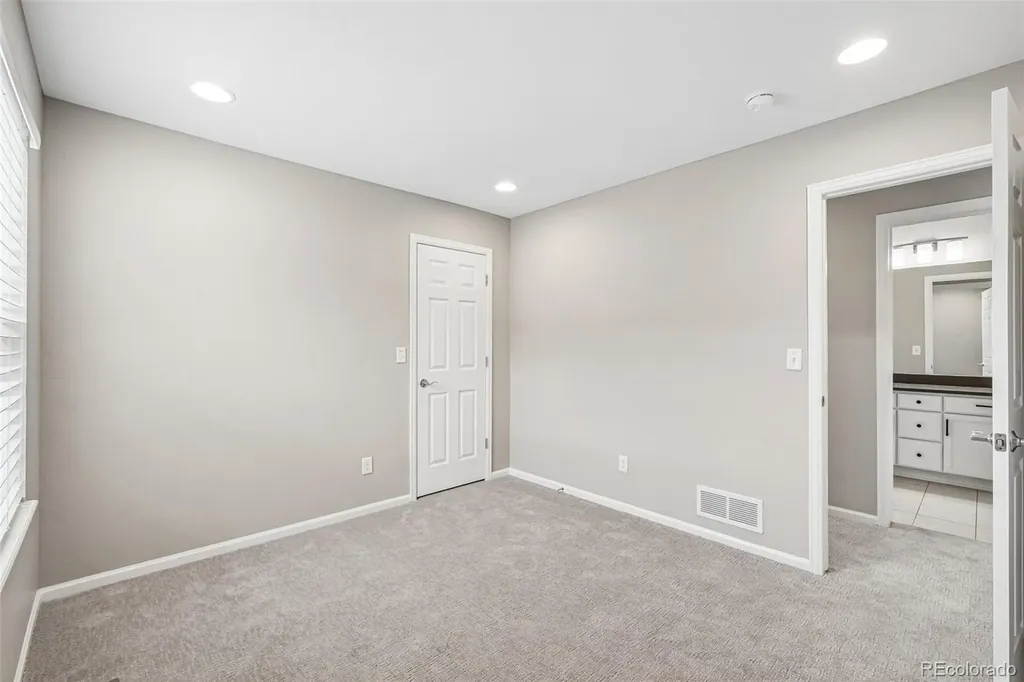 6568 N Ceylon Street Denver CO 80249