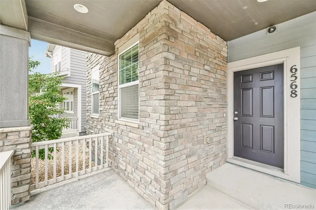 6568 N Ceylon Street Denver CO 80249
