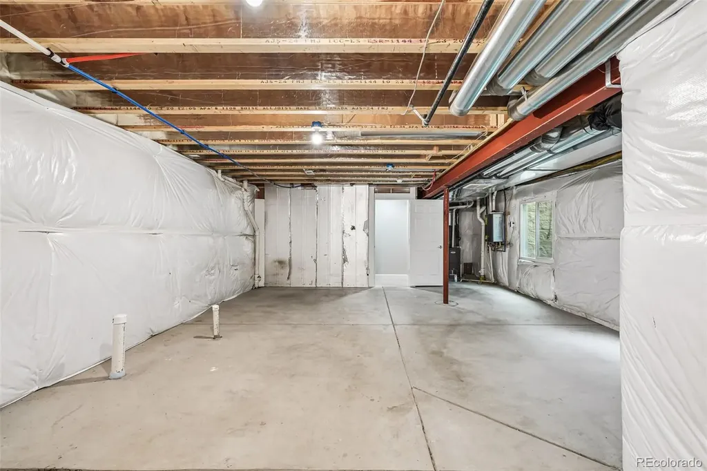 6568 N Ceylon Street Denver CO 80249