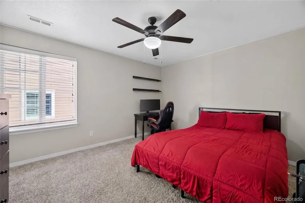 4862 S Versailles Court Aurora CO 80015
