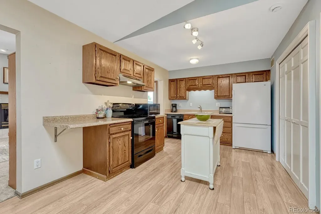 6552 Lange Drive Colorado Springs CO 80918