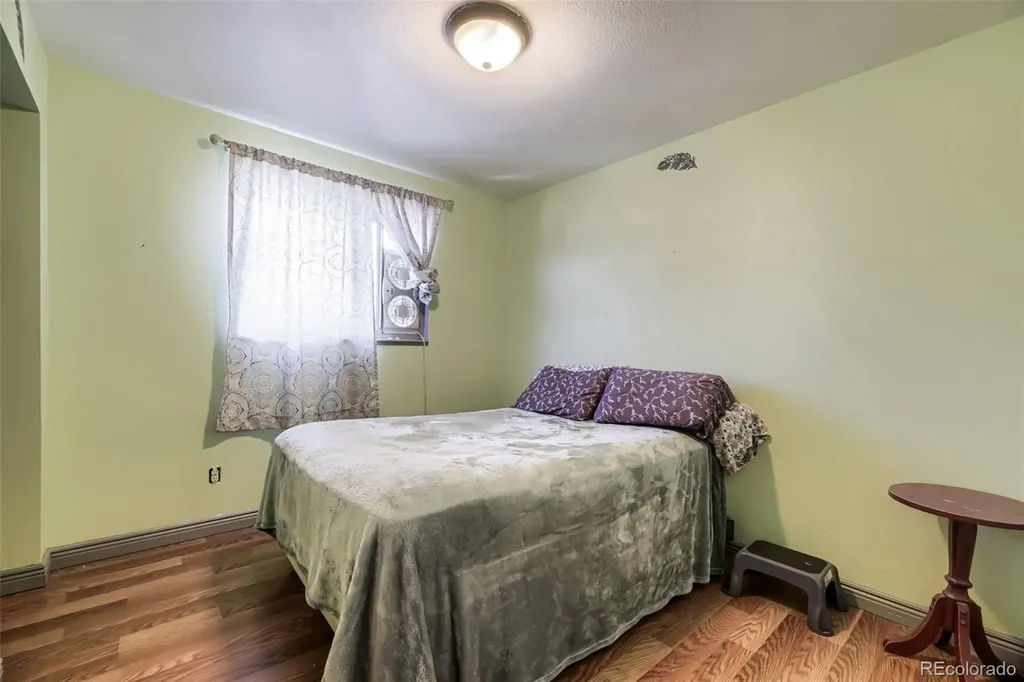 9400 W Burgundy Avenue Littleton CO 80123
