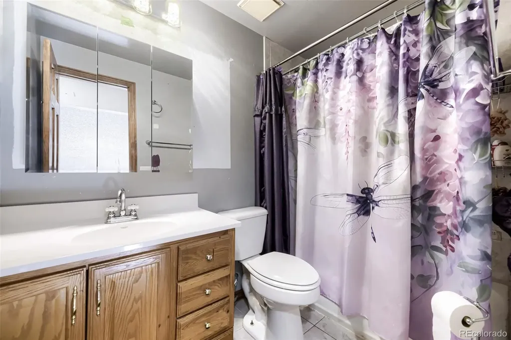 9400 W Burgundy Avenue Littleton CO 80123