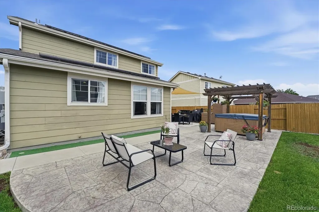 867 Sagebrush Lochbuie CO 80603