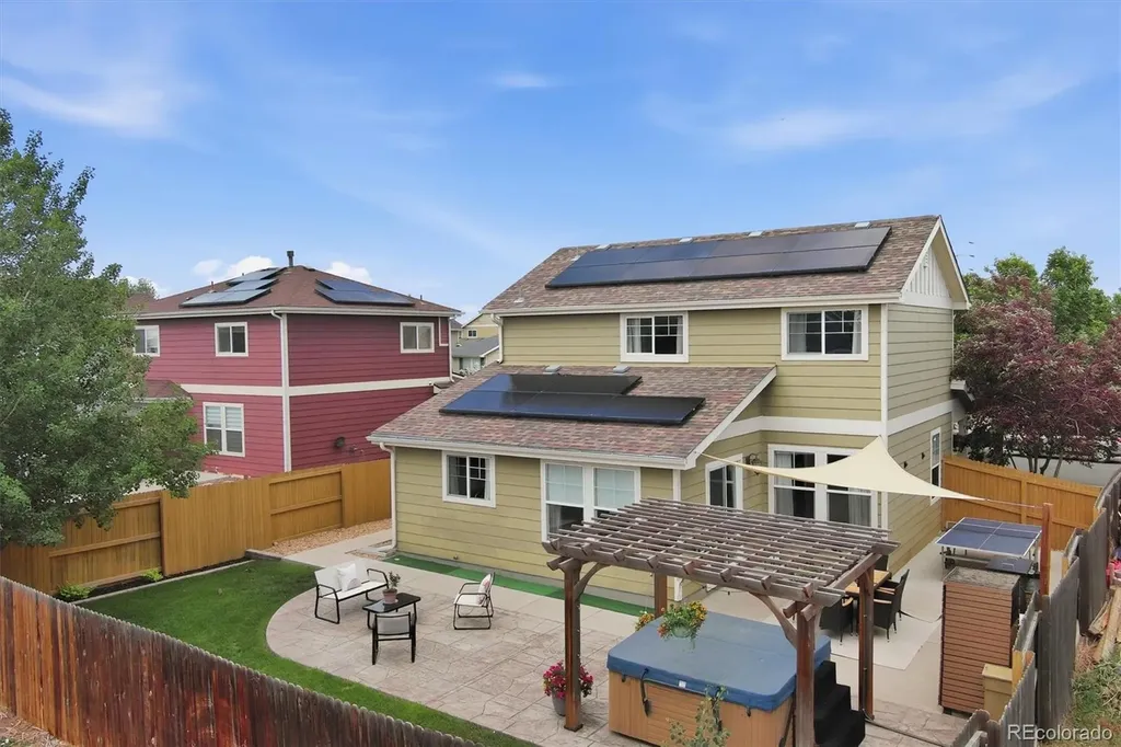 867 Sagebrush Lochbuie CO 80603