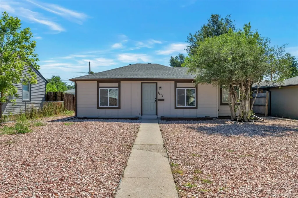 1172 Iola Street Aurora CO 80010