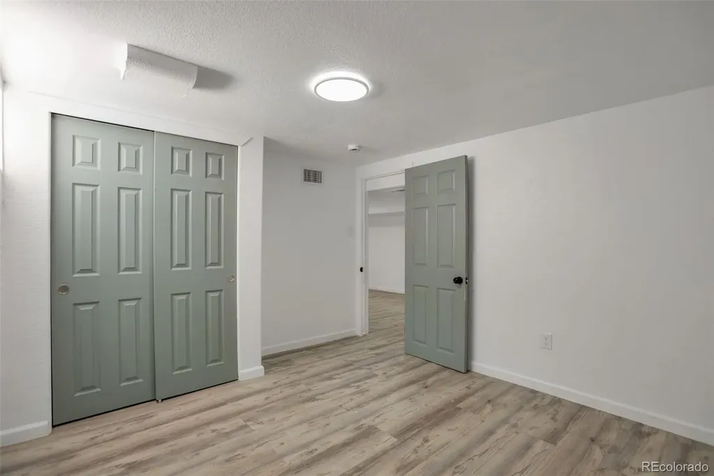 1172 Iola Street Aurora CO 80010