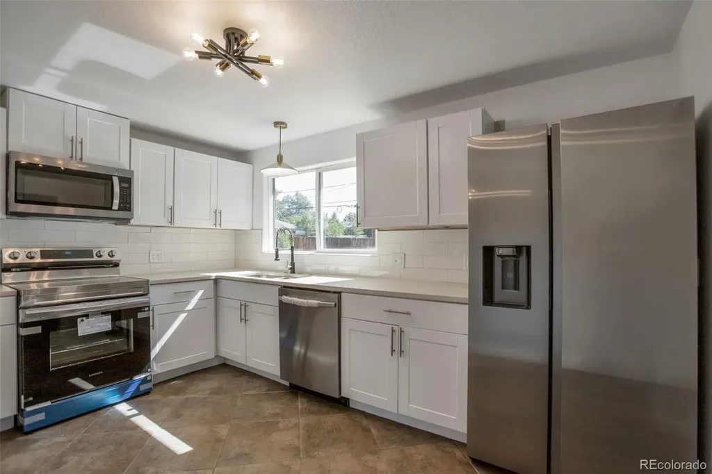 1172 Iola Street Aurora CO 80010