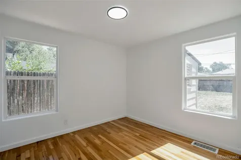 1172 Iola Street Aurora CO 80010