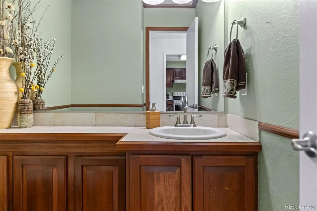 7925 W Layton Avenue Littleton CO 80123
