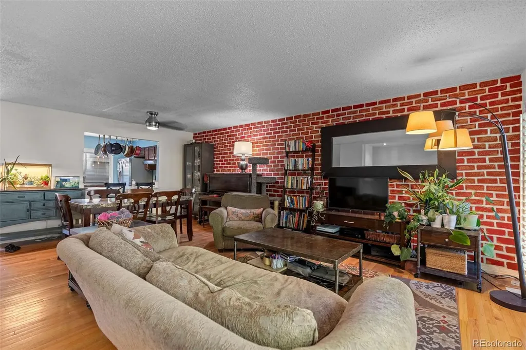 7925 W Layton Avenue Littleton CO 80123