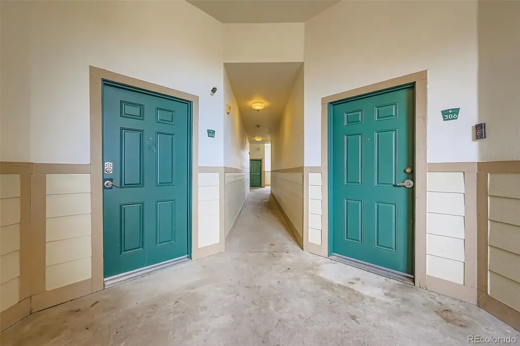 3872 S Dallas Street Aurora CO 80014