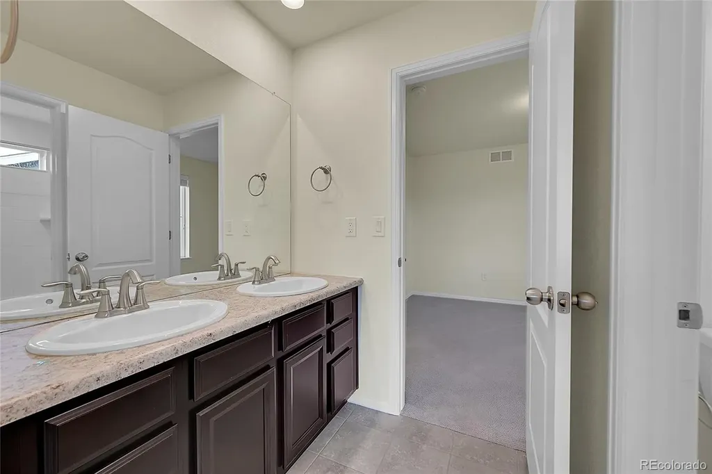 15049 Vienna Circle Parker CO 80134