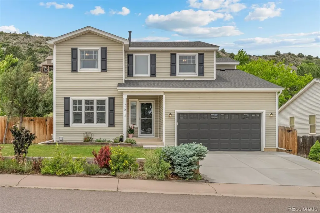 7221 Pine Hills Way Littleton CO 80125