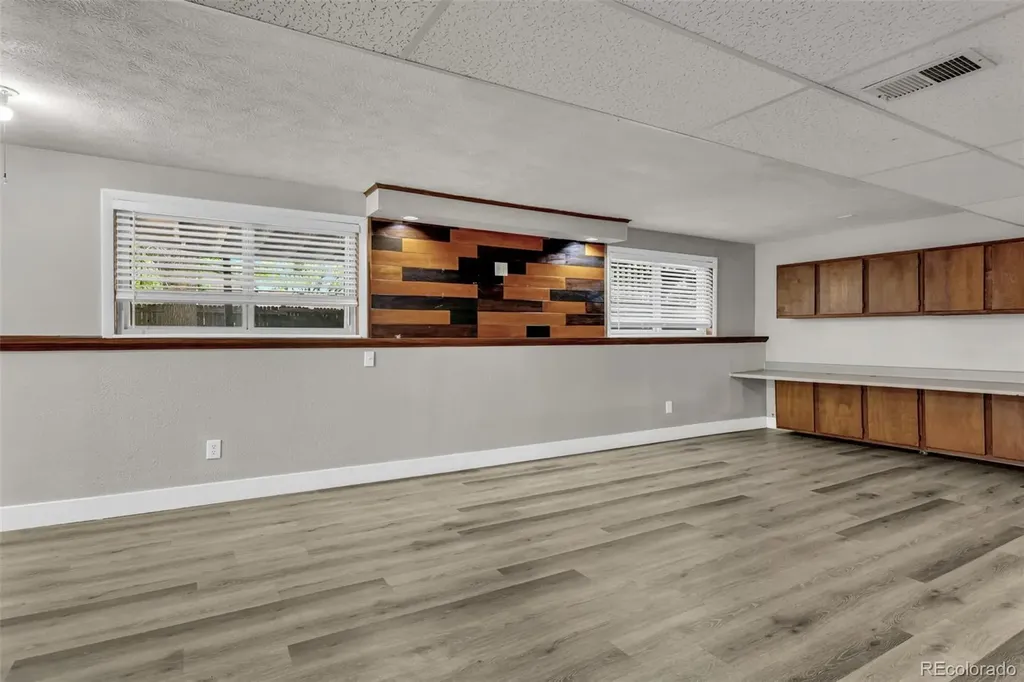 2093 S Rifle Street Aurora CO 80013