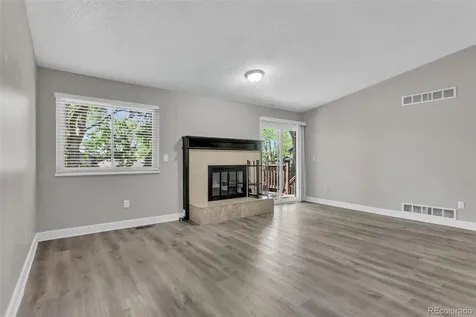 2093 S Rifle Street Aurora CO 80013