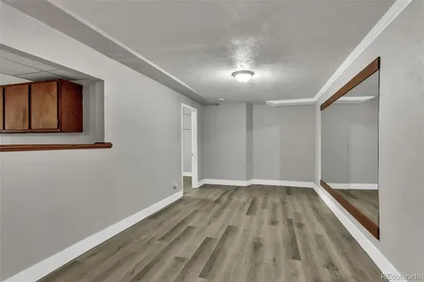 2093 S Rifle Street Aurora CO 80013