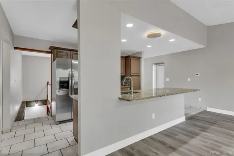 2093 S Rifle Street Aurora CO 80013