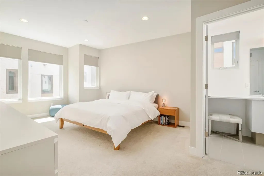 1945 W 34th Avenue Denver CO 80211
