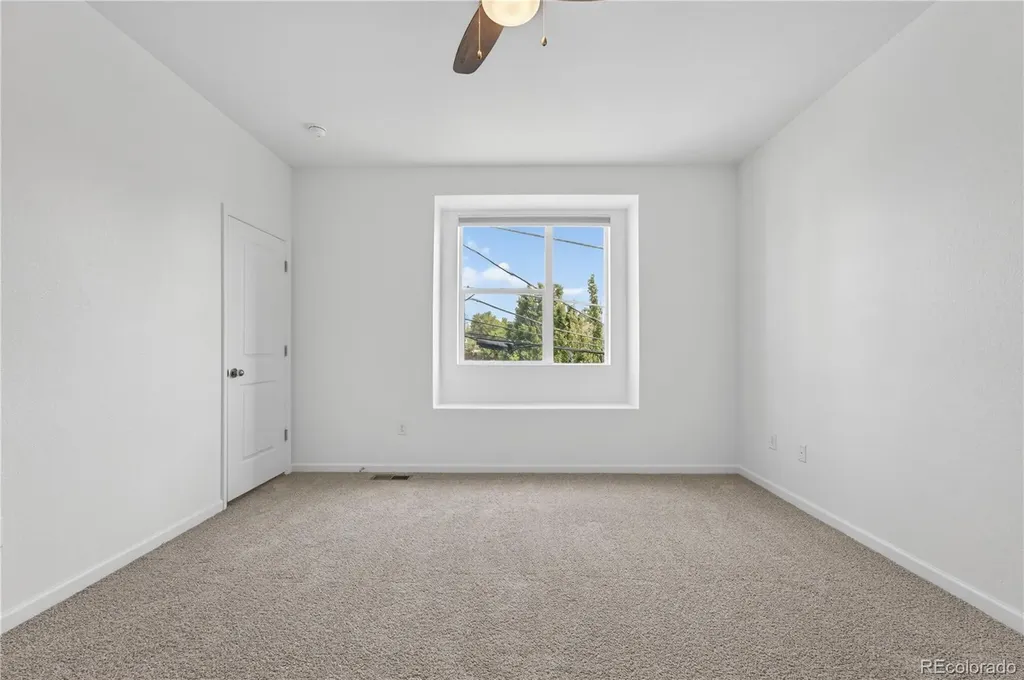 1046 Oak Circle Denver CO 80215