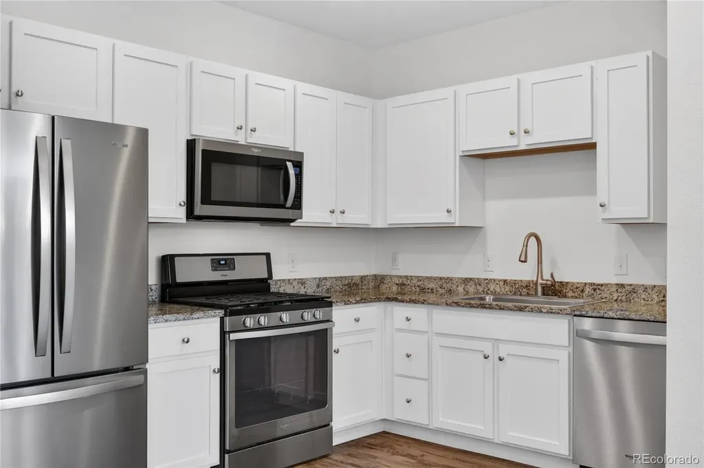 1046 Oak Circle Denver CO 80215