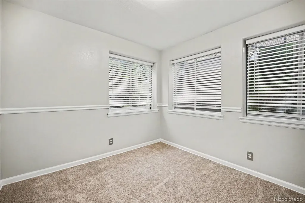 10242 Kelliwood Way Highlands Ranch CO 80126