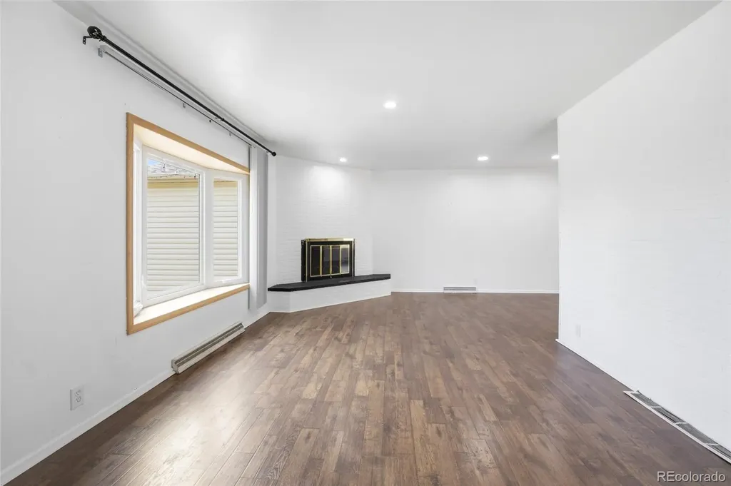 308 5th Street Dacono CO 80514