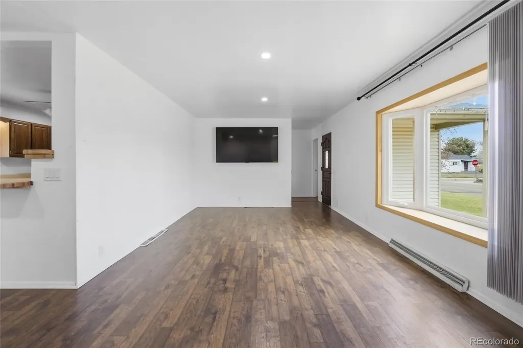 308 5th Street Dacono CO 80514