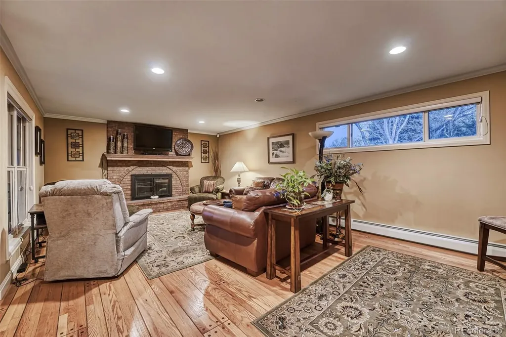 13700 W 30th Place Golden CO 80401
