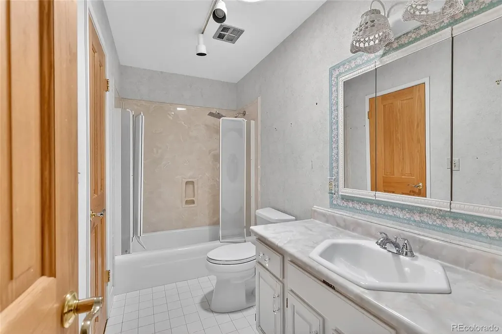 12513 W Alameda Drive Lakewood CO 80228