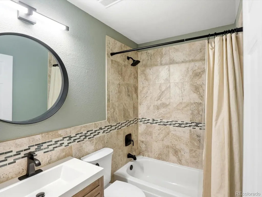 2618 S Xanadu Way Aurora CO 80014