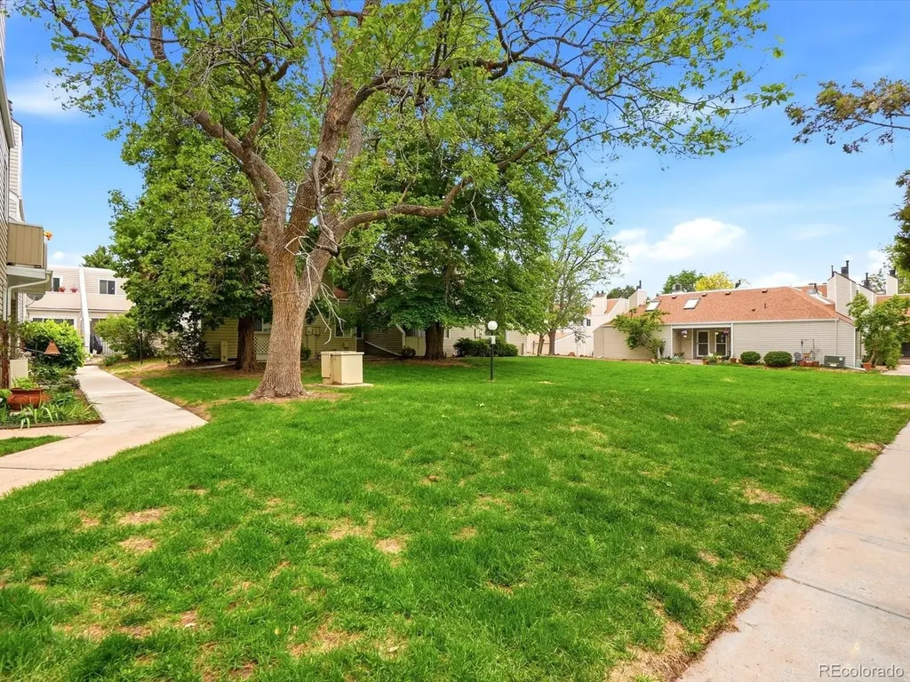 2618 S Xanadu Way Aurora CO 80014
