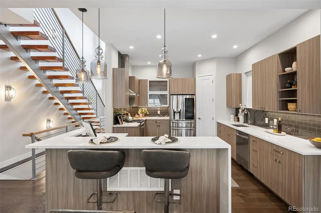 6076 W Keene Avenue Denver CO 80235