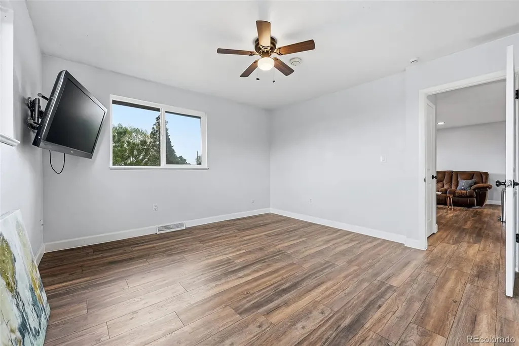 971 S Yarrow Street Denver CO 80226
