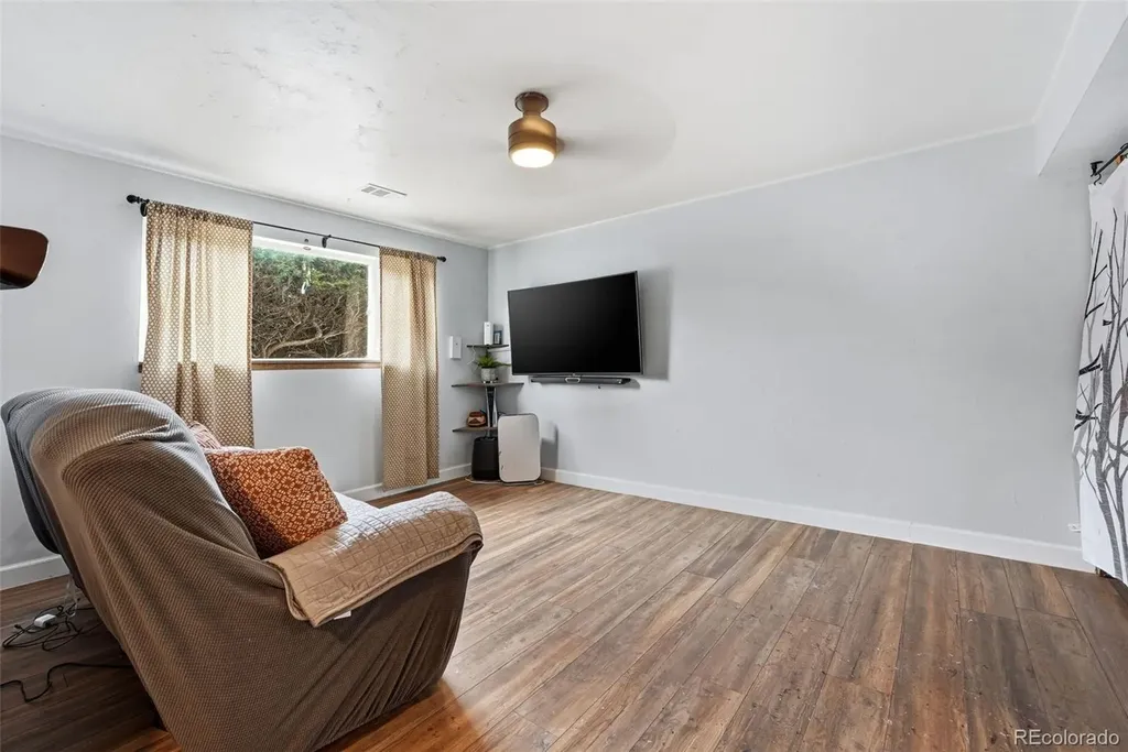 971 S Yarrow Street Denver CO 80226