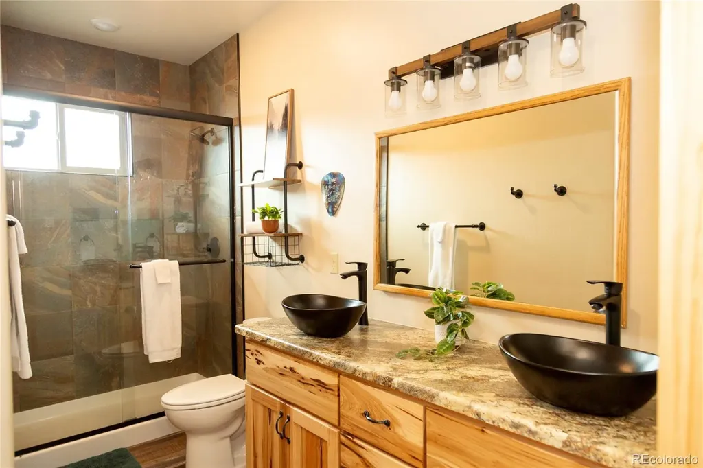 426 Commodore Drive Creede CO 81130