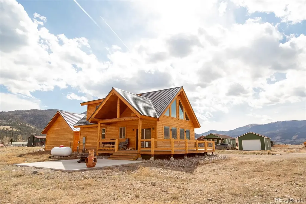 426 Commodore Drive Creede CO 81130