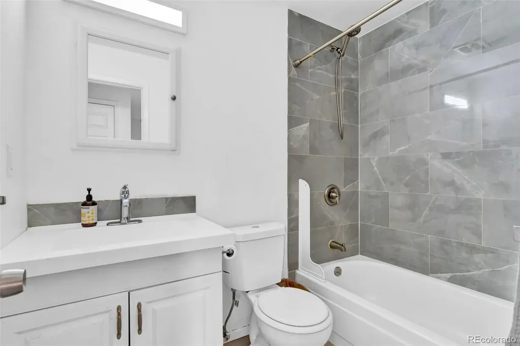 16219 E Linvale Avenue Aurora CO 80013