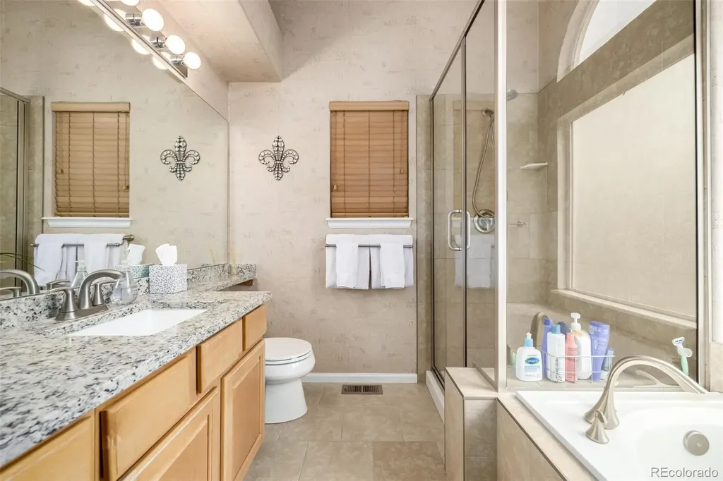 8219 Wetherill Circle Castle Pines CO 80108