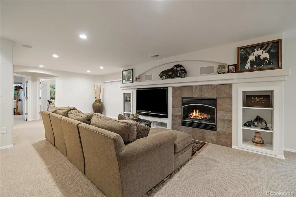 8251 S Quatar Circle Aurora CO 80016