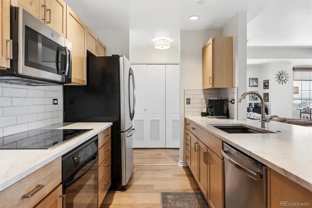 300 W 11th Avenue Denver CO 80204